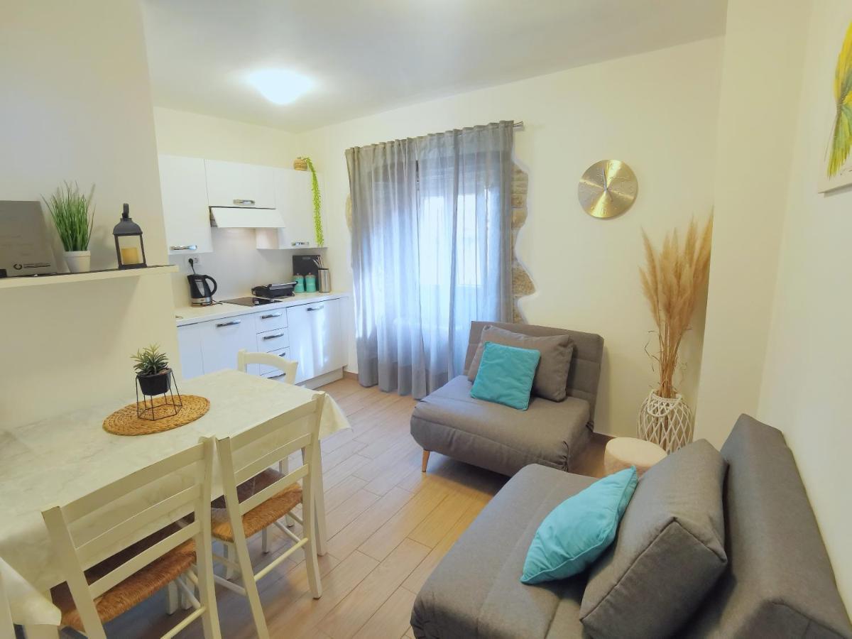 Apartment Hum-The Smallest Town In The World エクステリア 写真